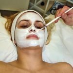 Tipos de Peeling en la Cosmetología Moderna